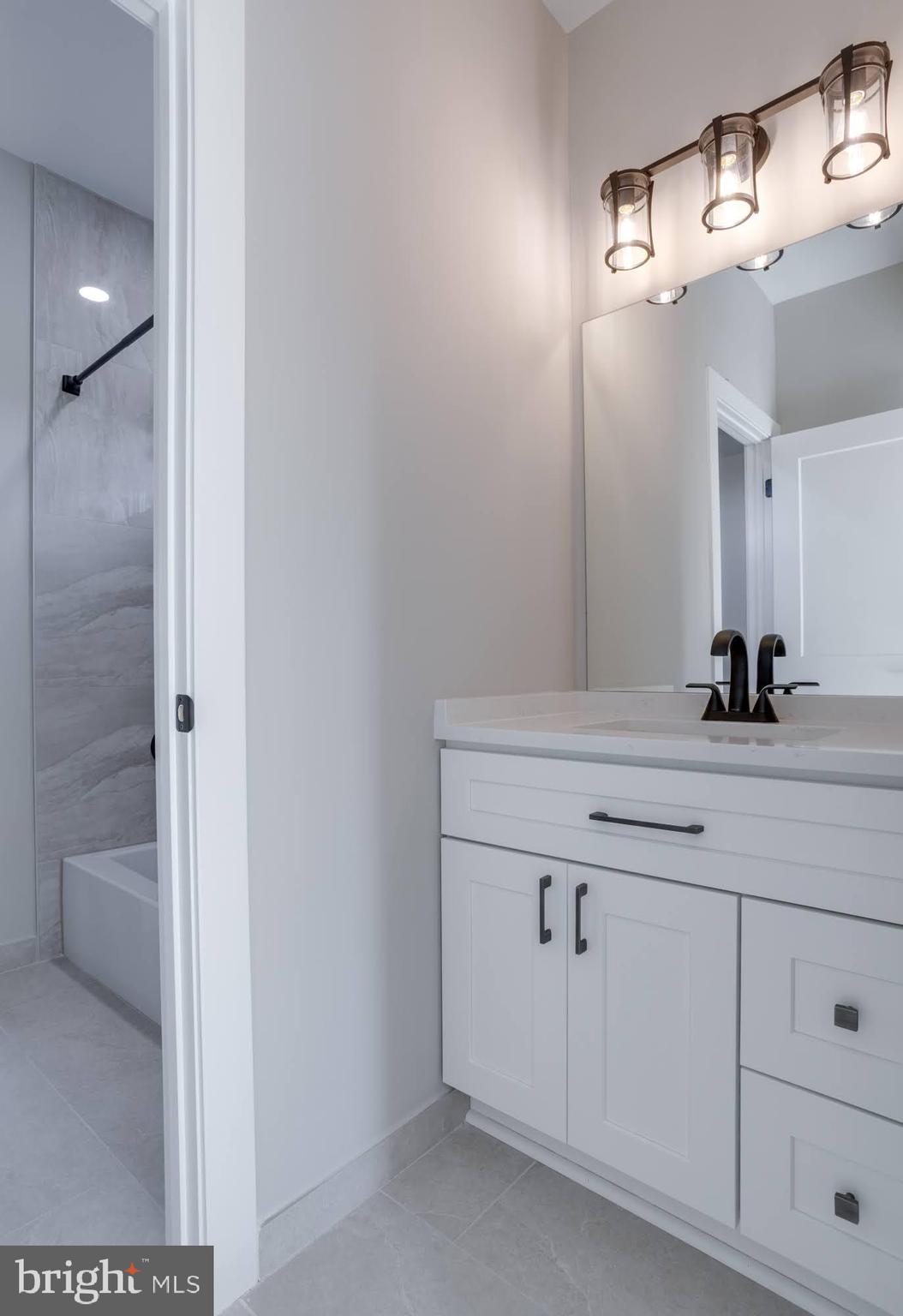 LEE MEADOWS - Residential