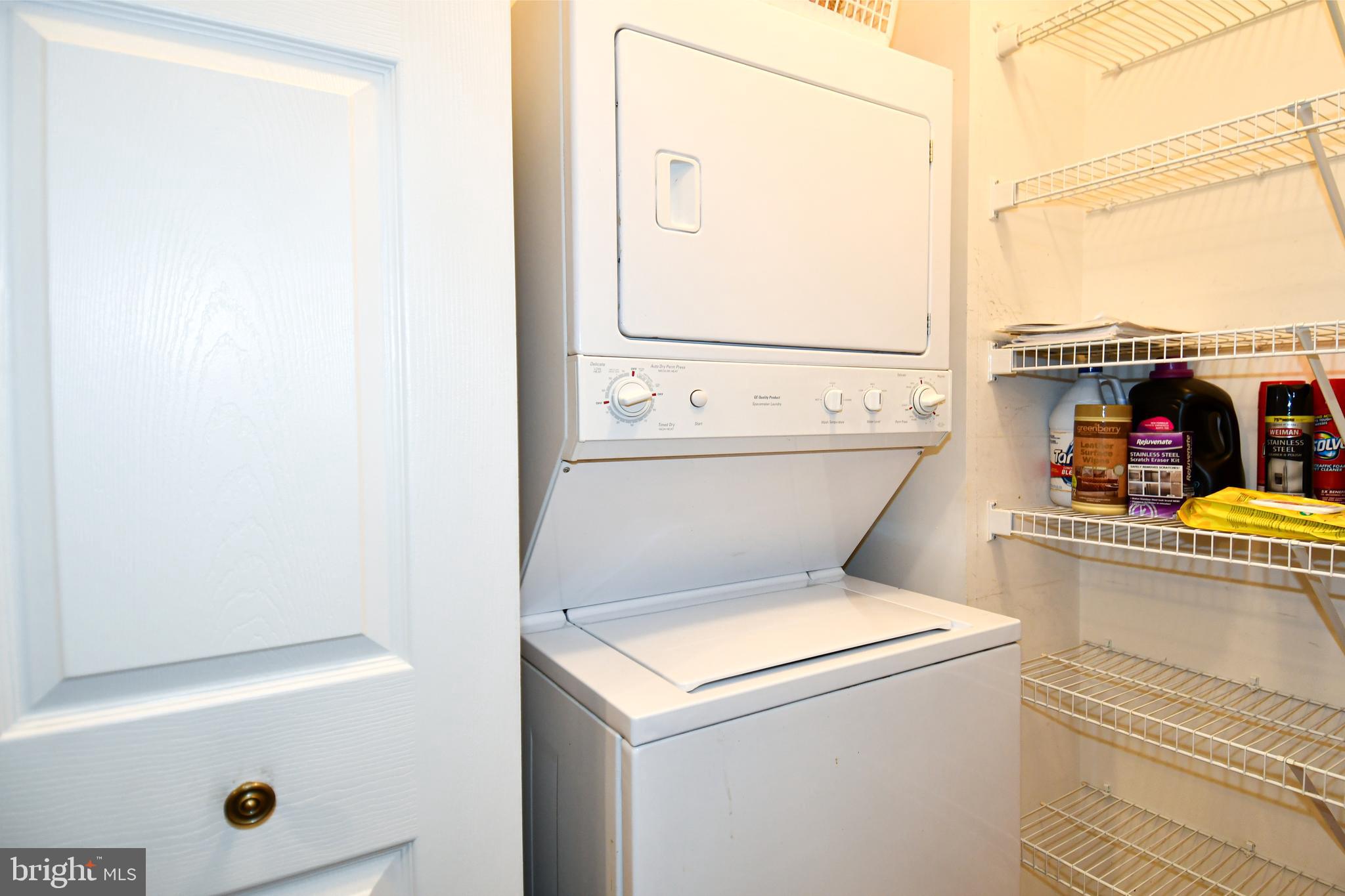 LEISURE WORLD - Residential