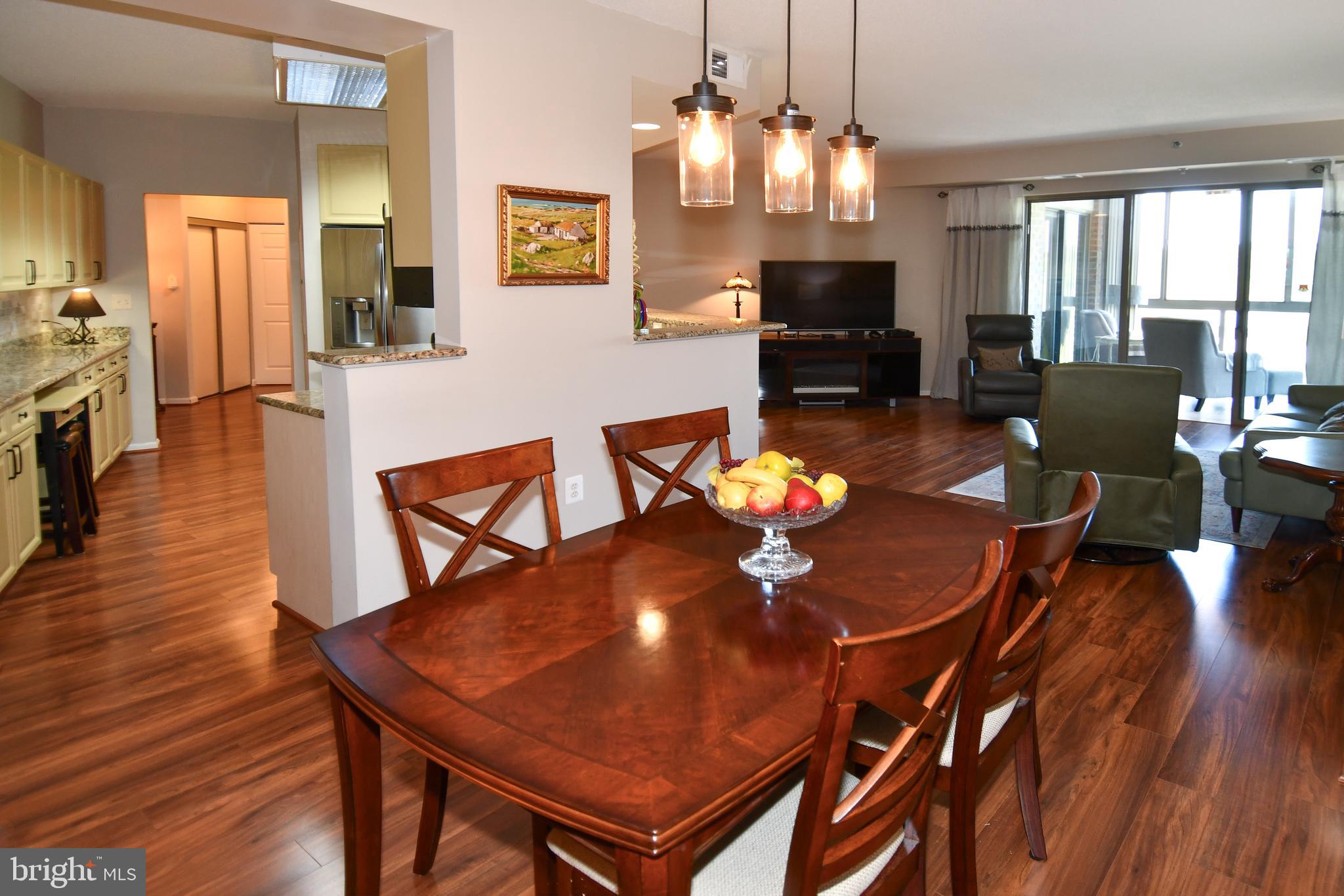 LEISURE WORLD - Residential