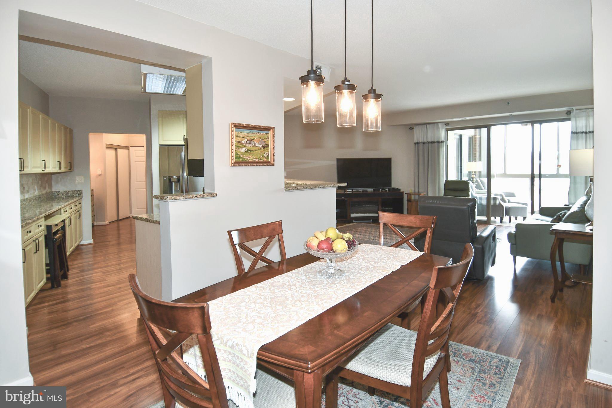 LEISURE WORLD - Residential