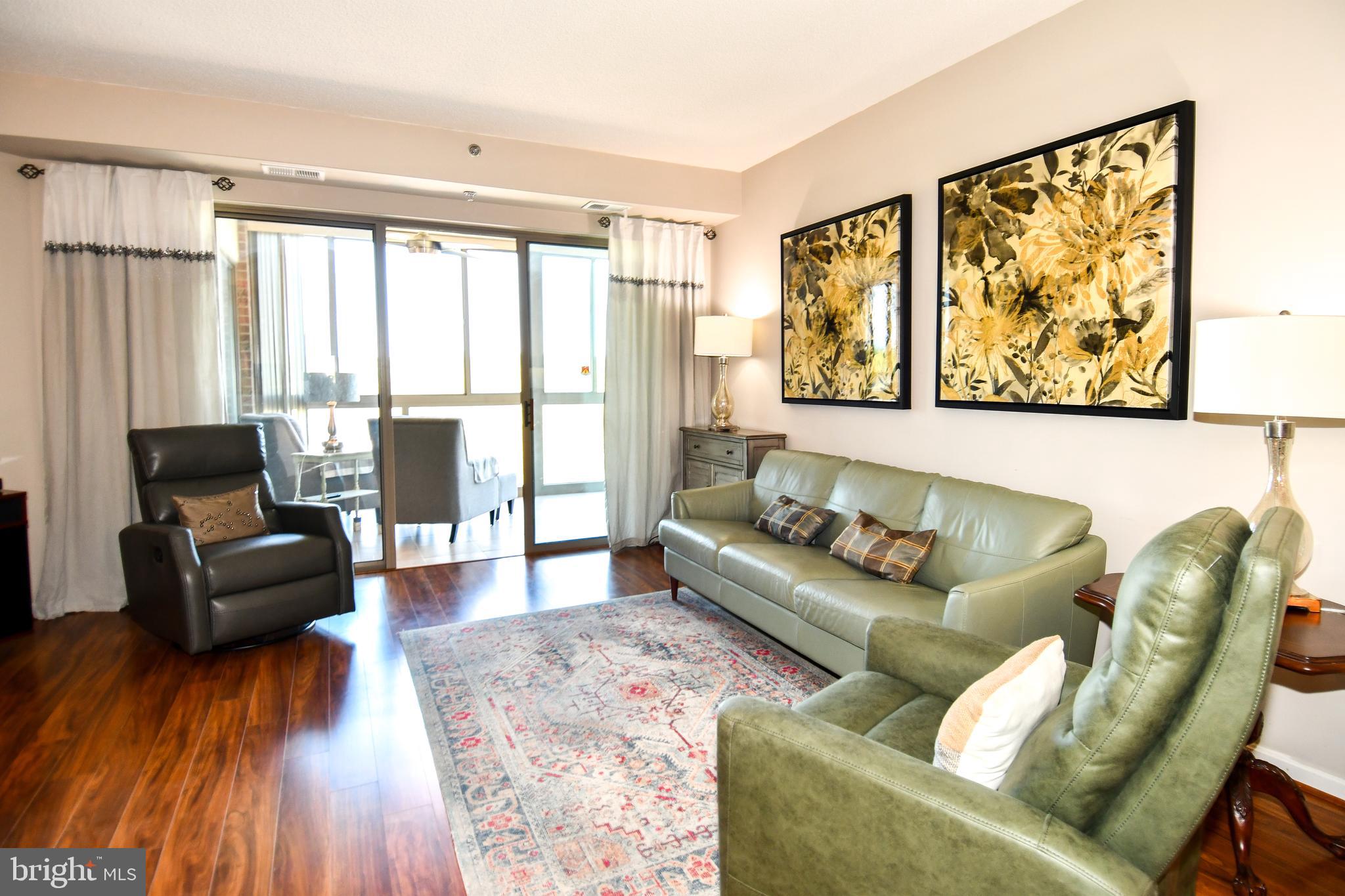 LEISURE WORLD - Residential