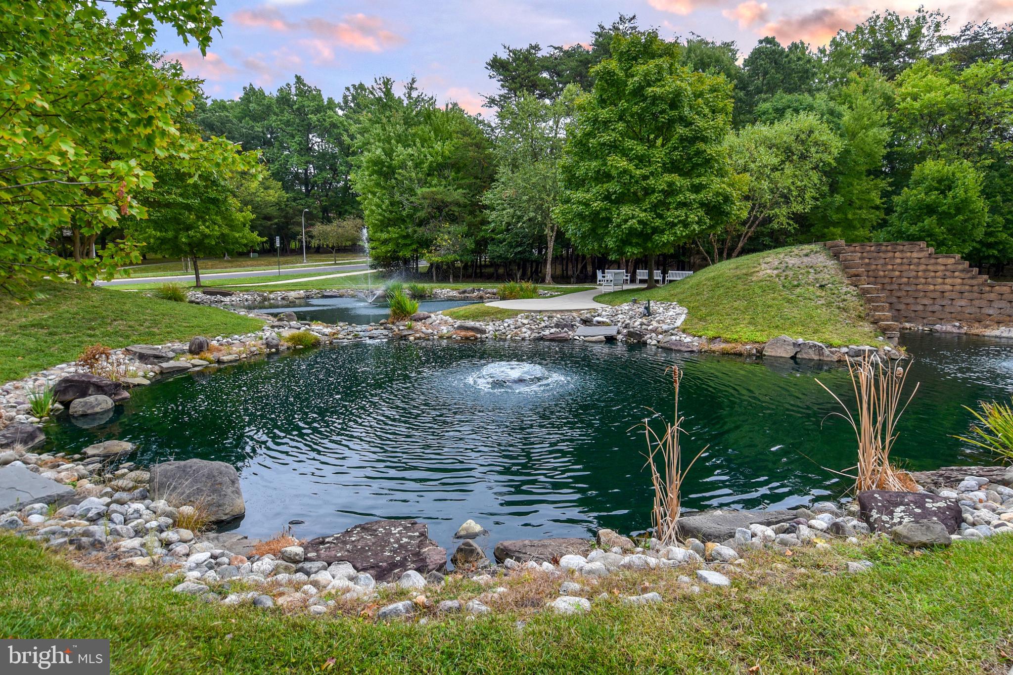 LEISURE WORLD - Residential