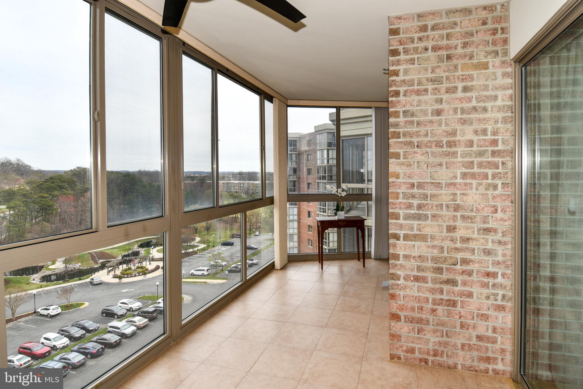 LEISURE WORLD - Residential