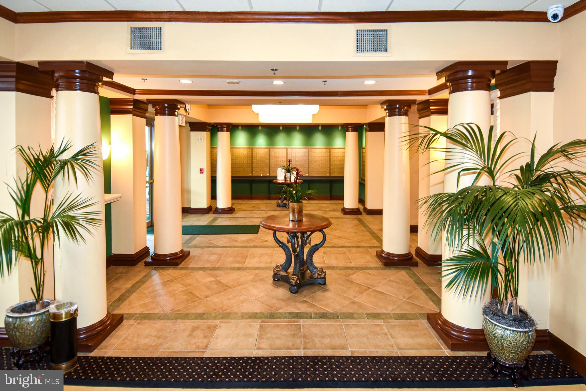 LEISURE WORLD - Residential