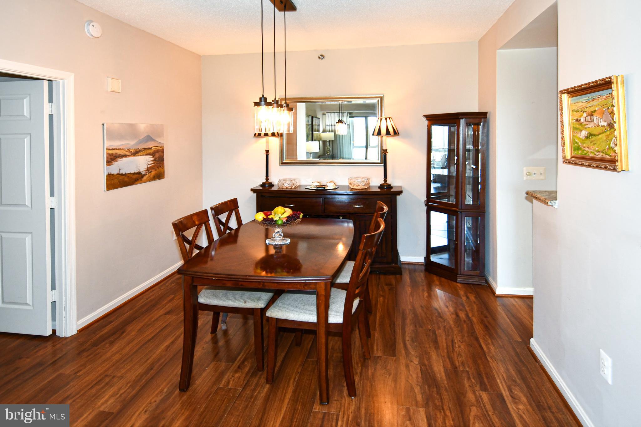 LEISURE WORLD - Residential