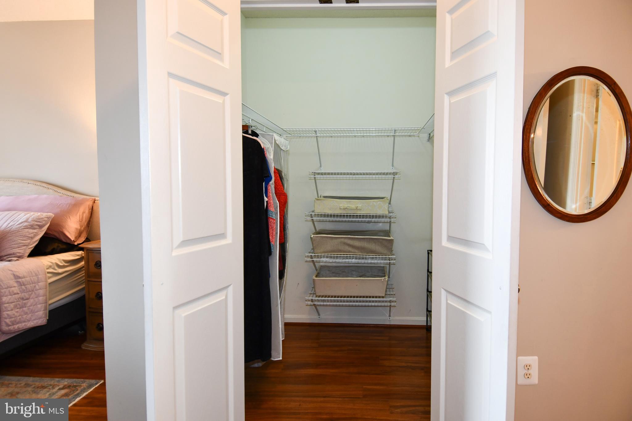 LEISURE WORLD - Residential