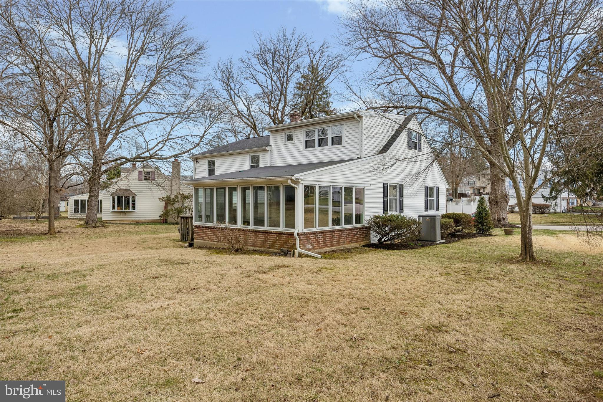 FLOURTOWN - Residential