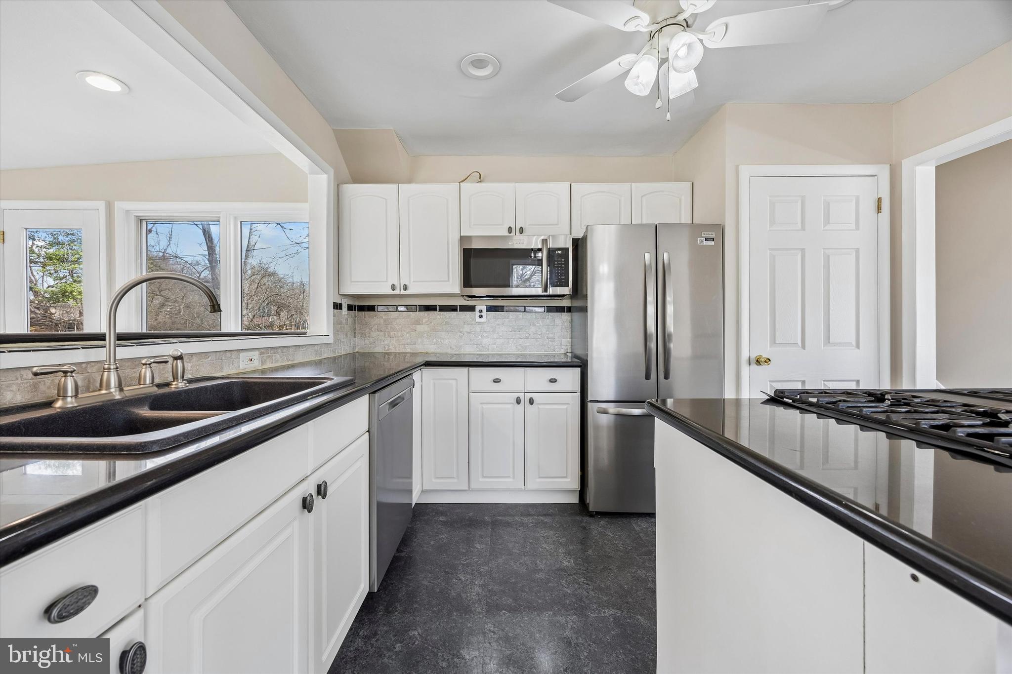 FLOURTOWN - Residential