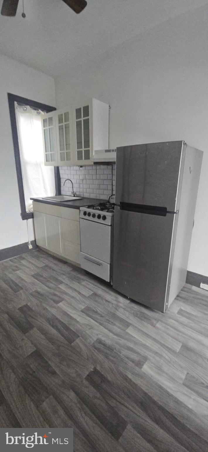 FAIRHILL - Commercial Sale