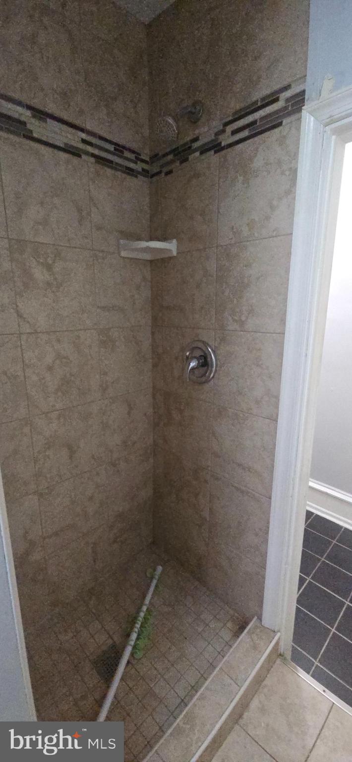 FAIRHILL - Commercial Sale