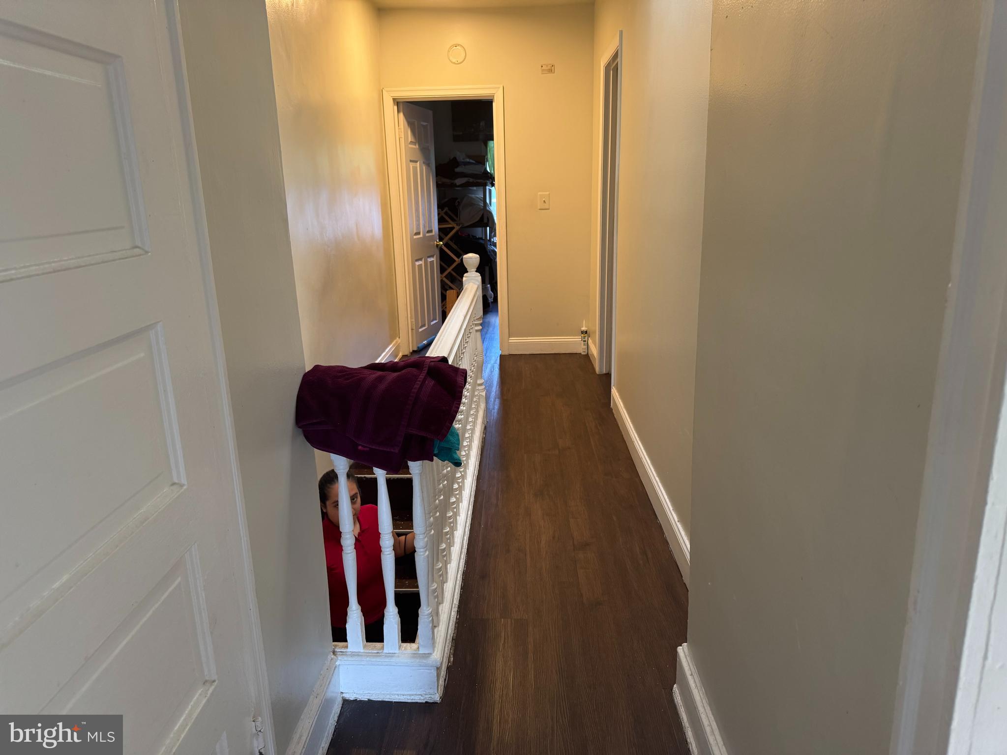 ELLWOOD PARK - Residential