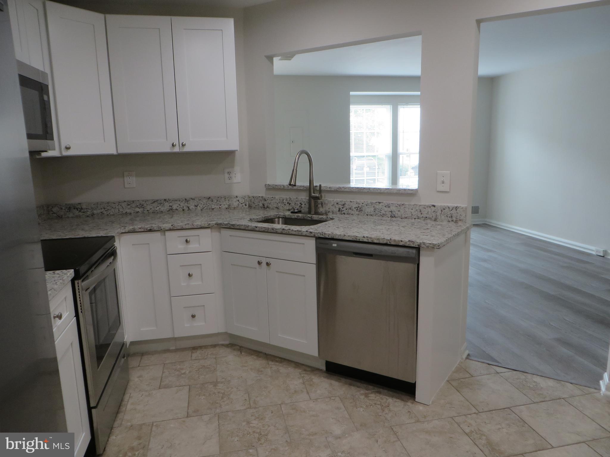 GABLES AT GUNSTON - Residential Lease