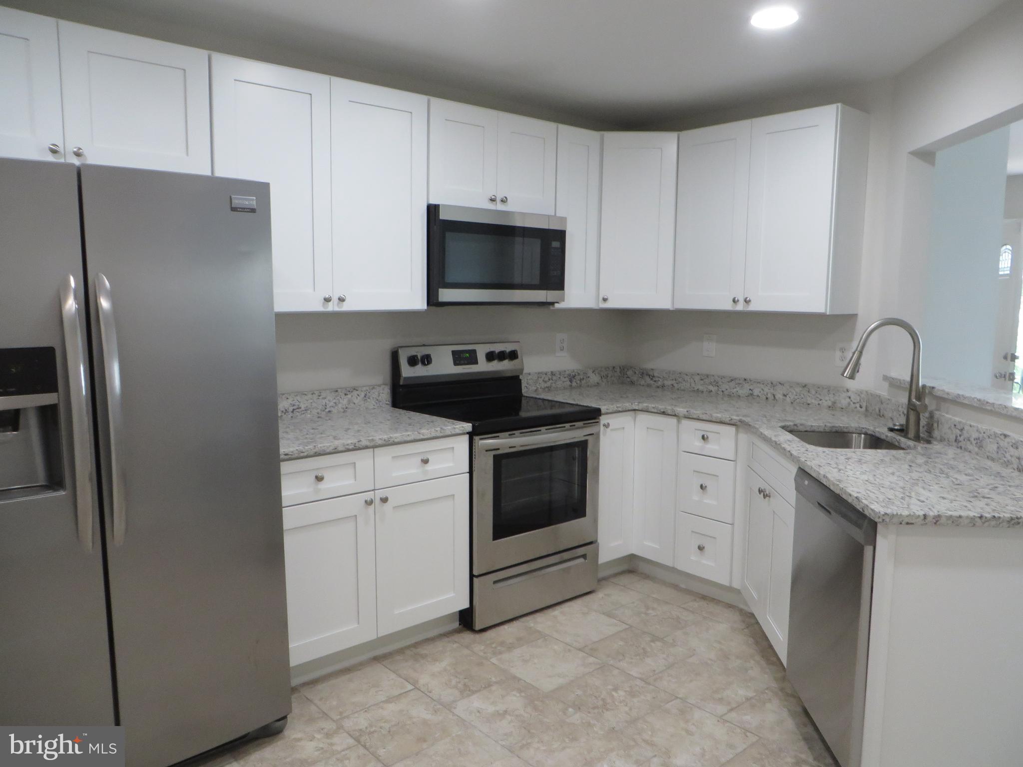 GABLES AT GUNSTON - Residential Lease