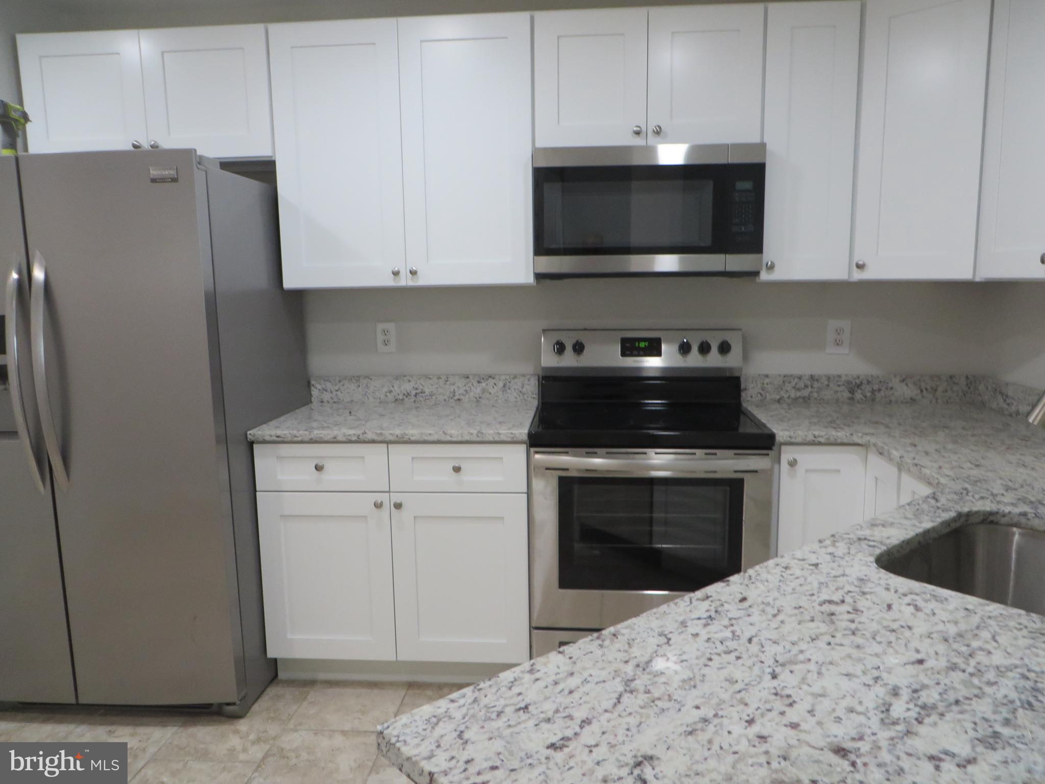 GABLES AT GUNSTON - Residential Lease