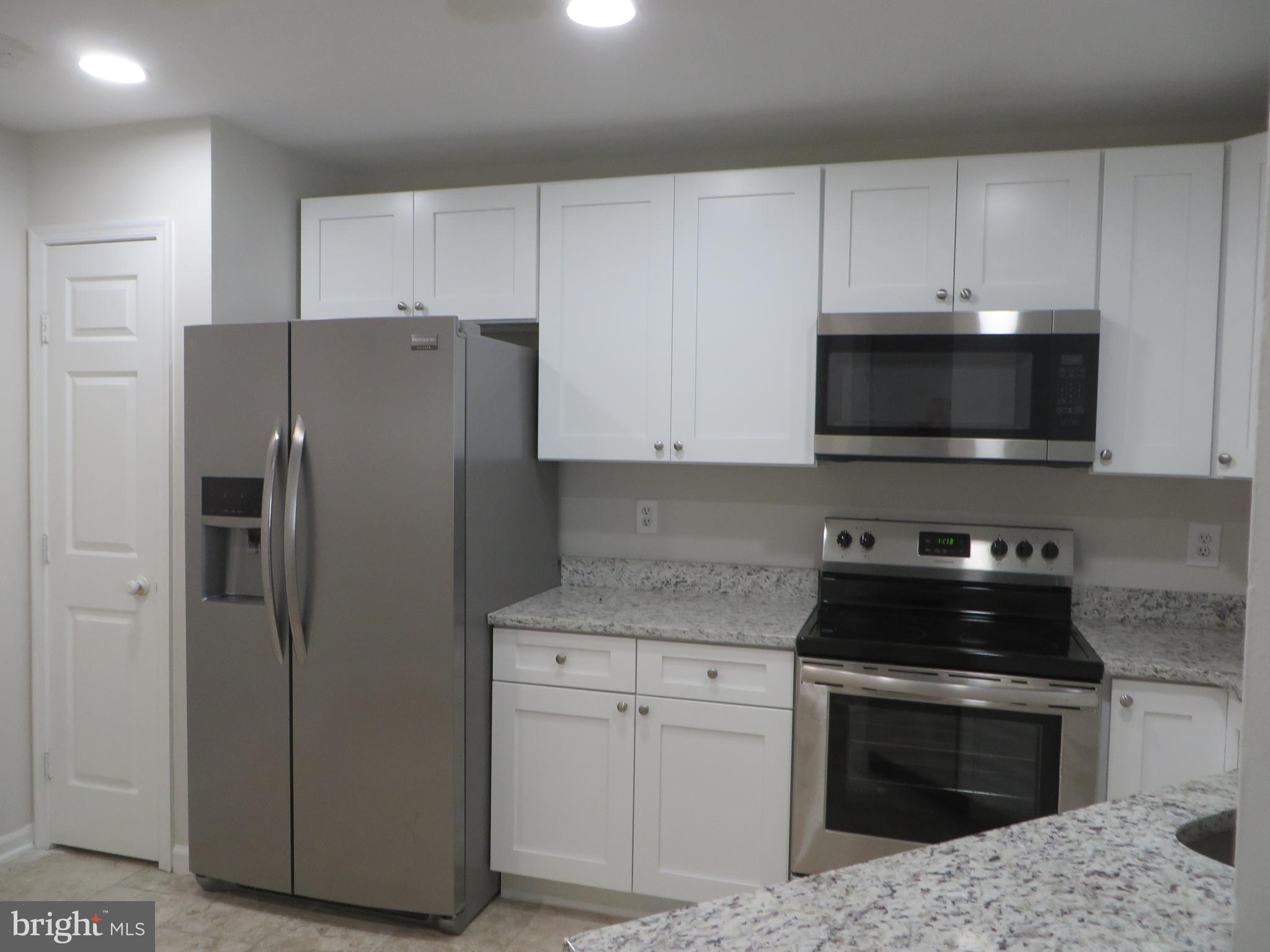 GABLES AT GUNSTON - Residential Lease