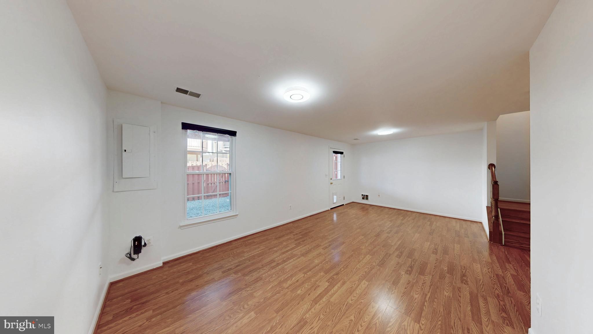 GREAT FALLS CHASE - Residential Lease