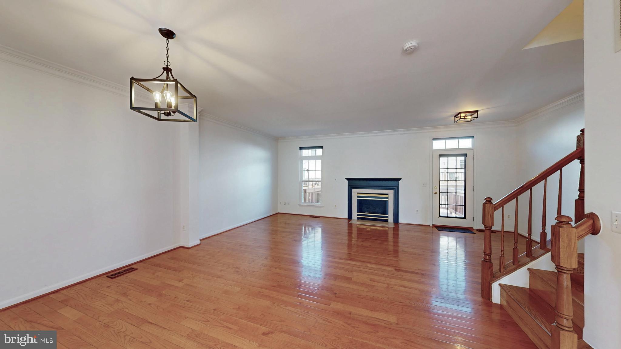 GREAT FALLS CHASE - Residential Lease