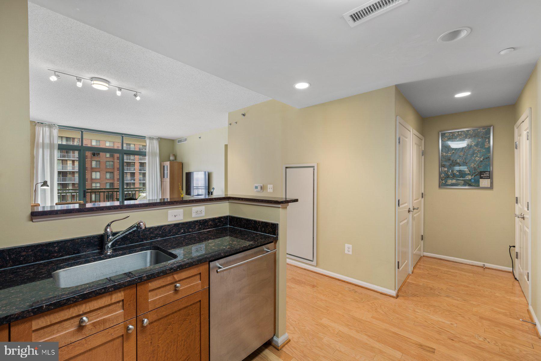 11700 OLD GEORGETOWN ROAD 806
