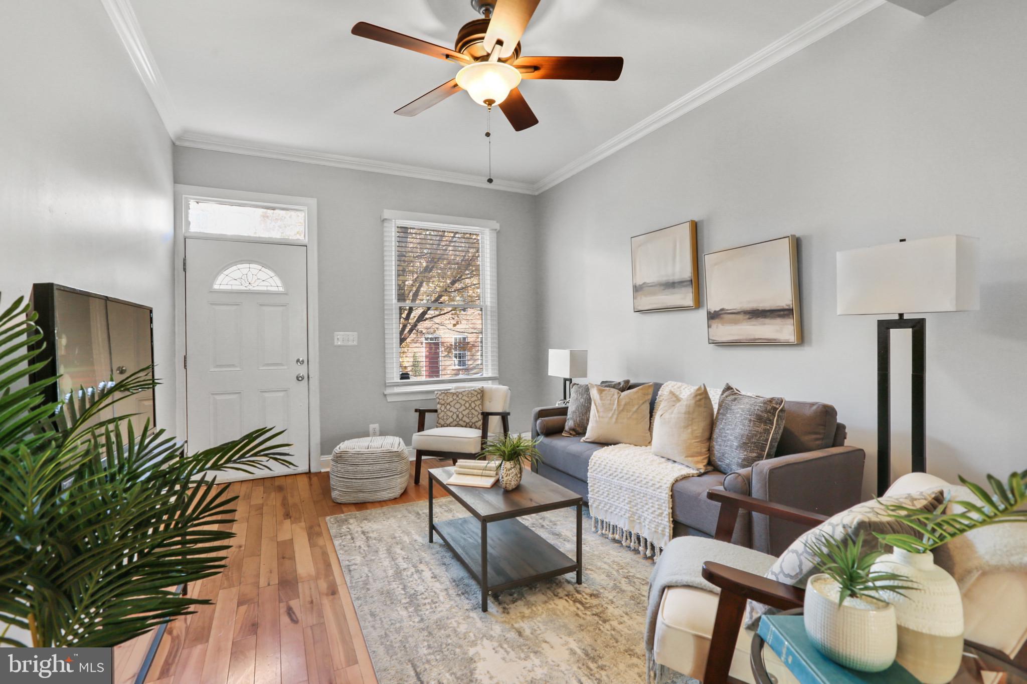 LOCUST POINT - Residential