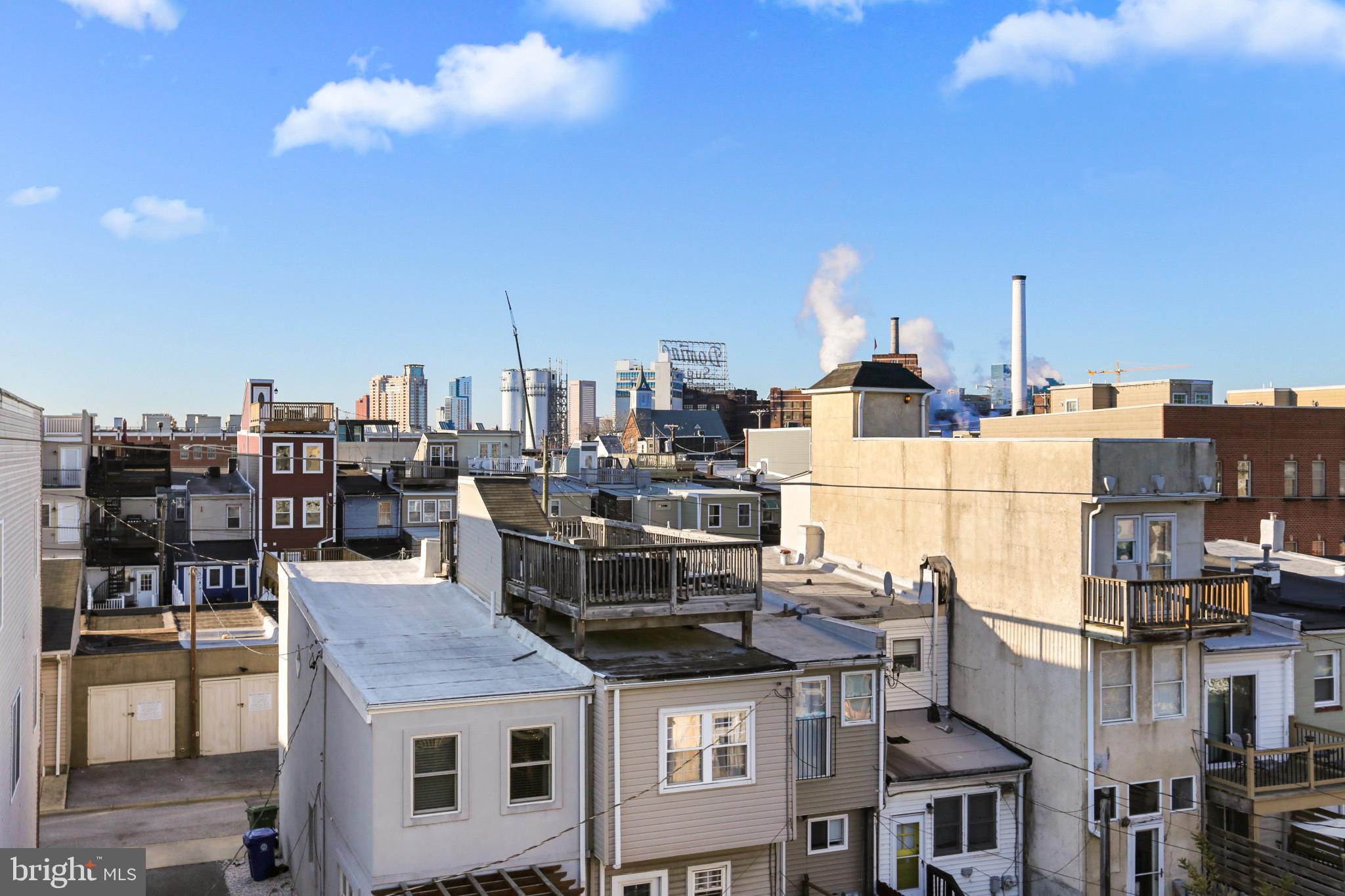 LOCUST POINT - Residential