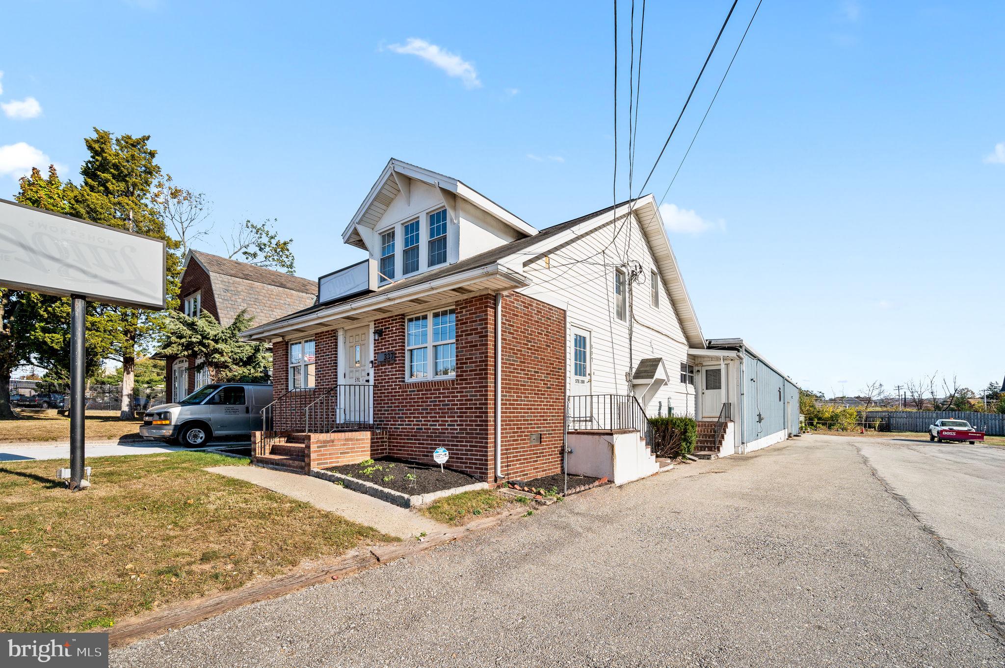 337 E DEKALB PIKE