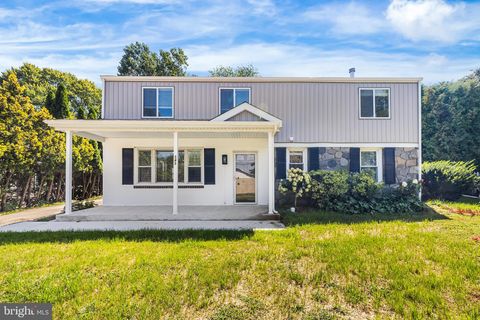 343 A SUGARTOWN ROAD A WAYNE PA 19087