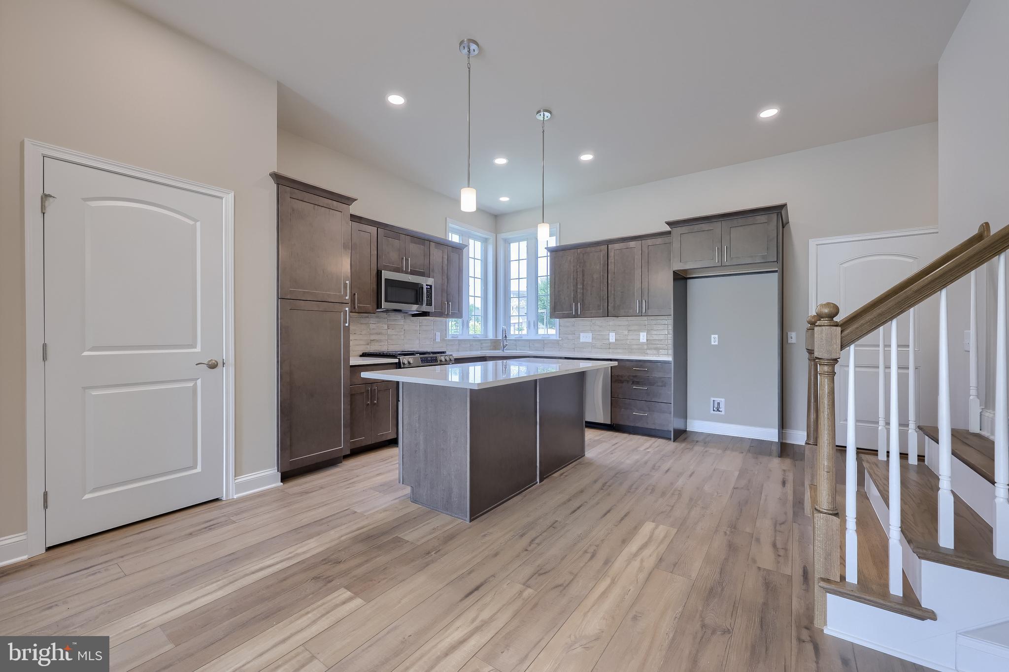 CROSSGATES - Residential