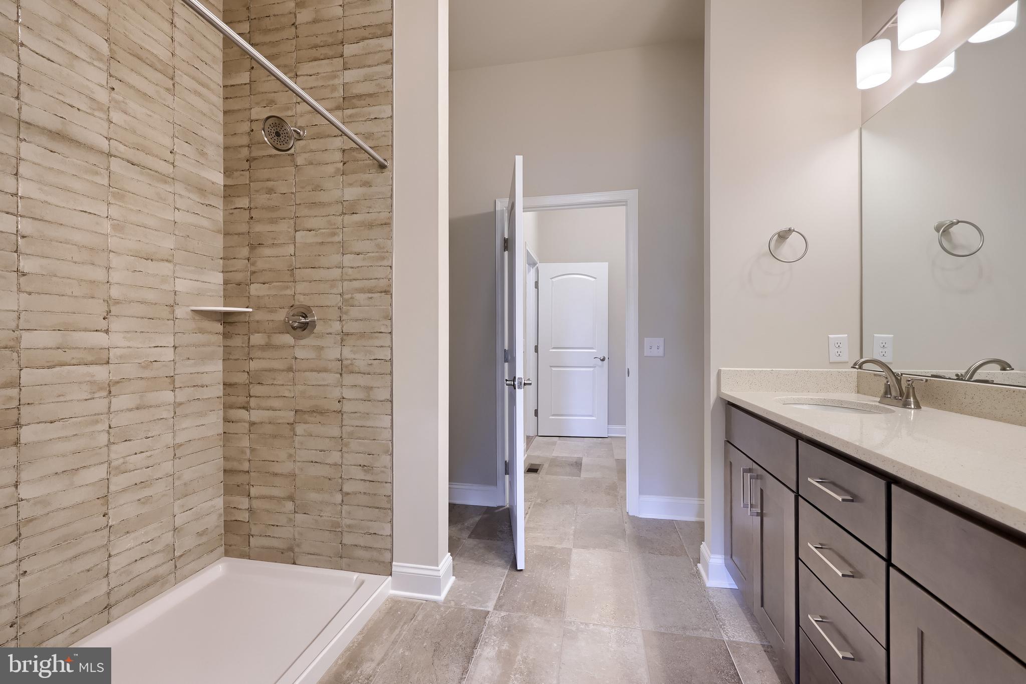 CROSSGATES - Residential