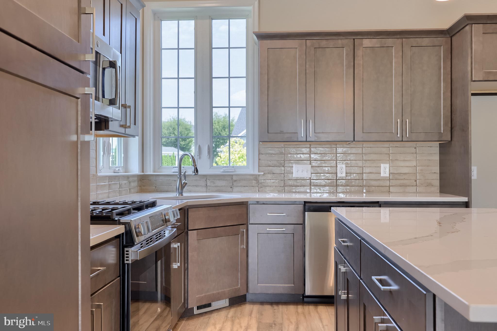 CROSSGATES - Residential