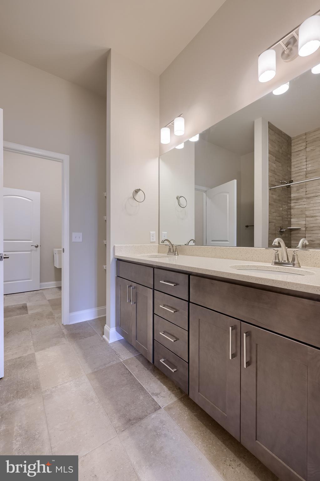 CROSSGATES - Residential