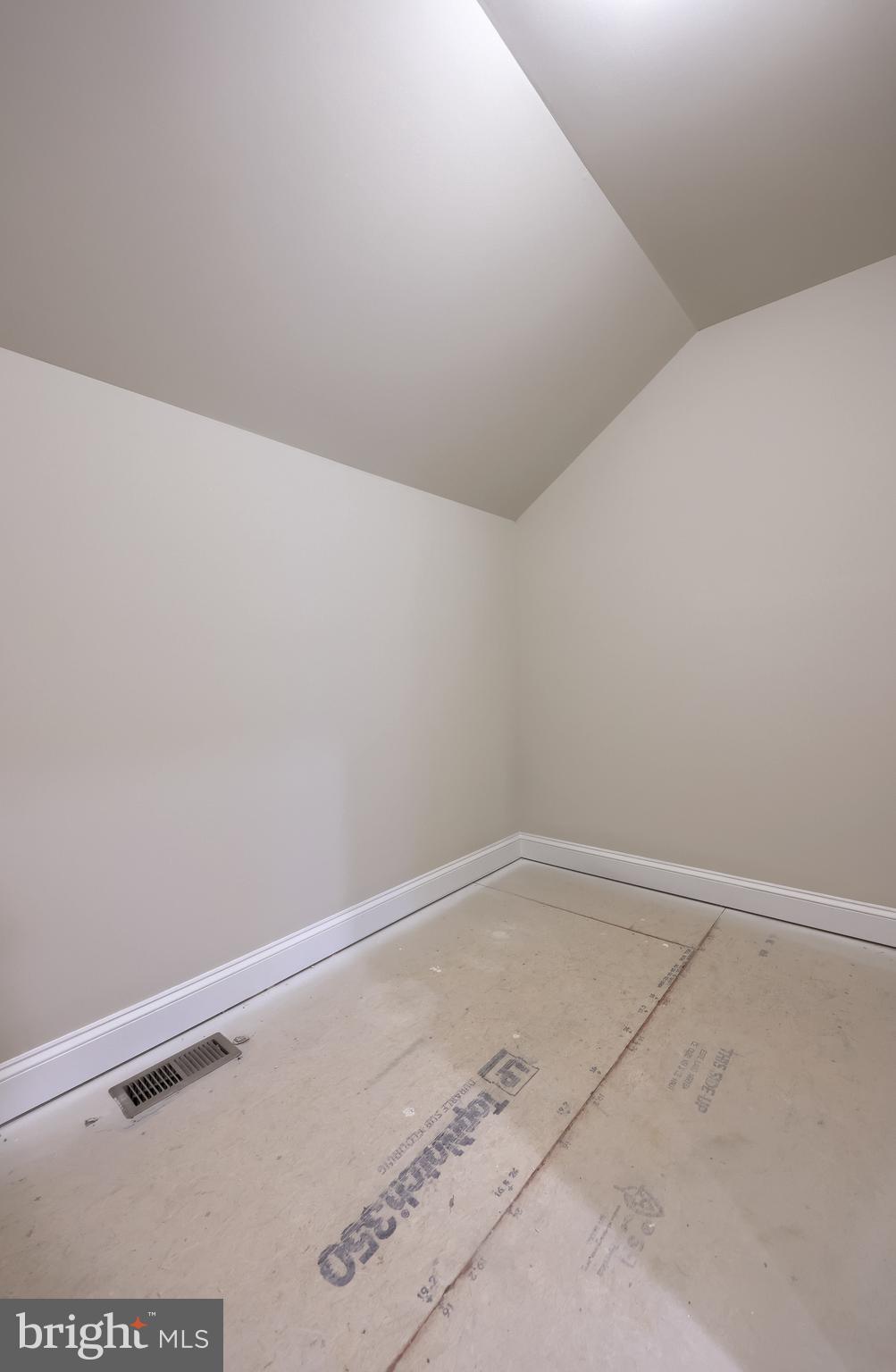 CROSSGATES - Residential