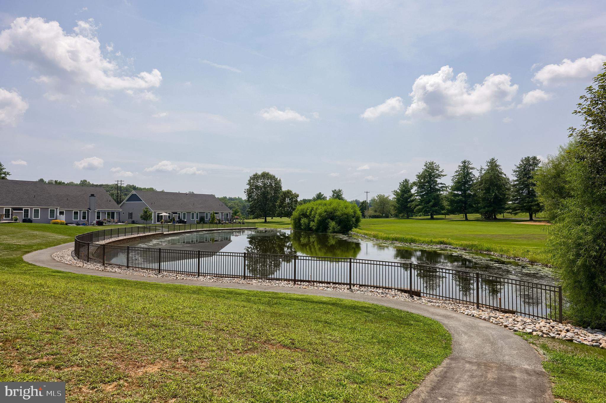 CROSSGATES - Residential