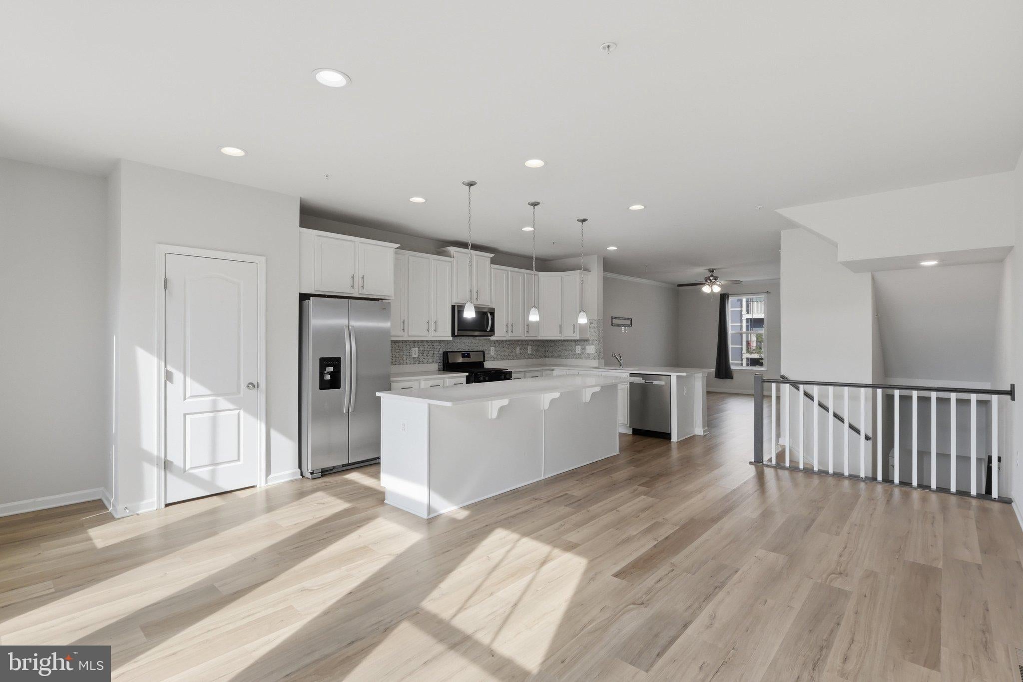 5818 IMPERIAL DRIVE