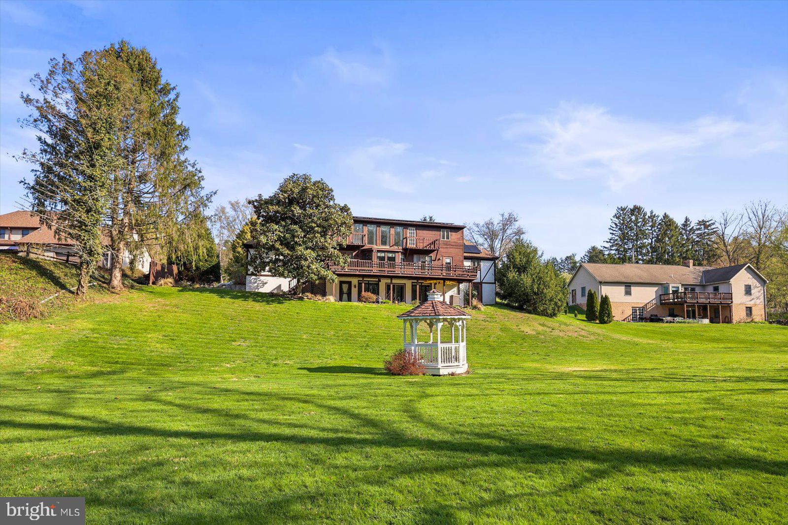 YORK TWP - Residential