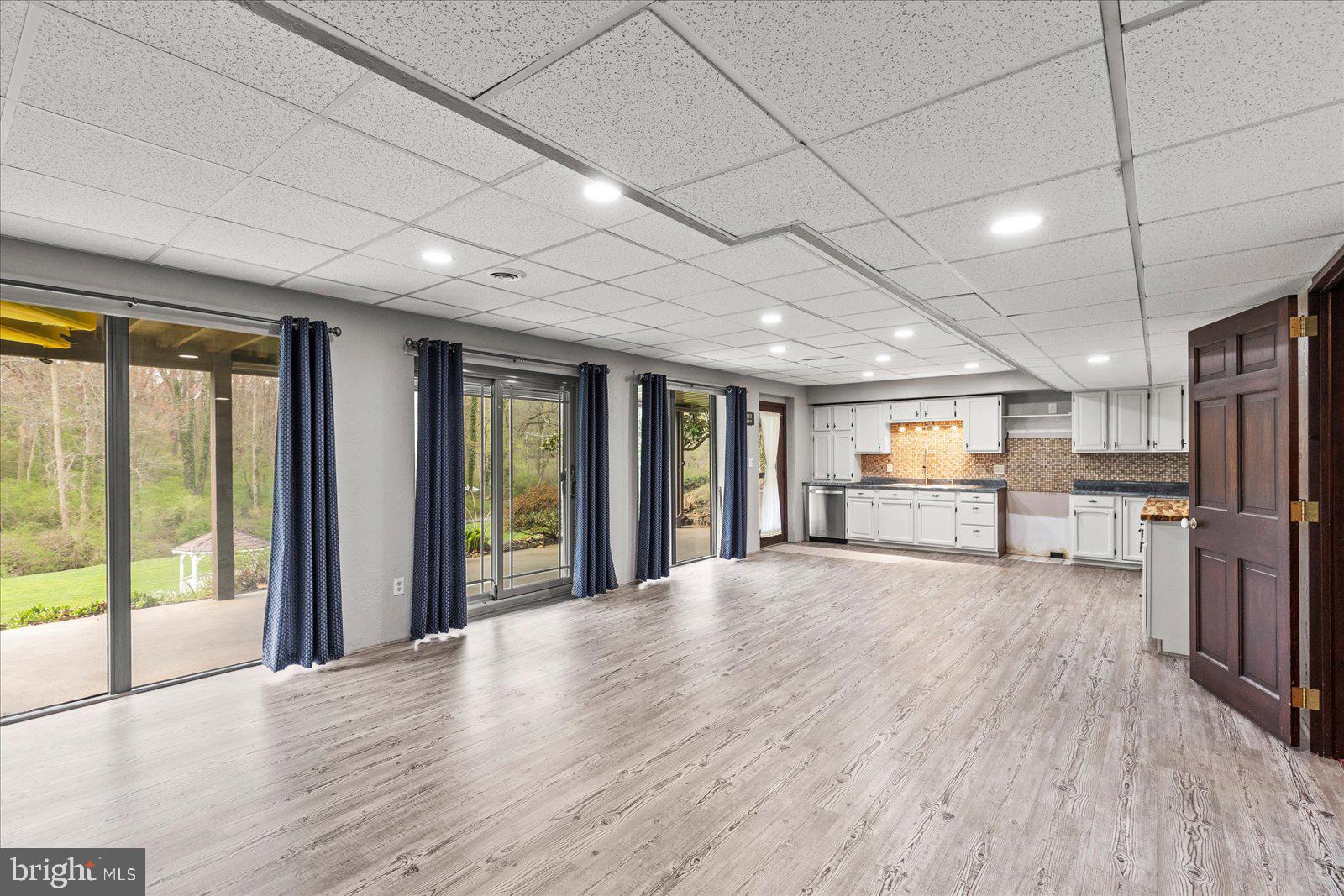 YORK TWP - Residential