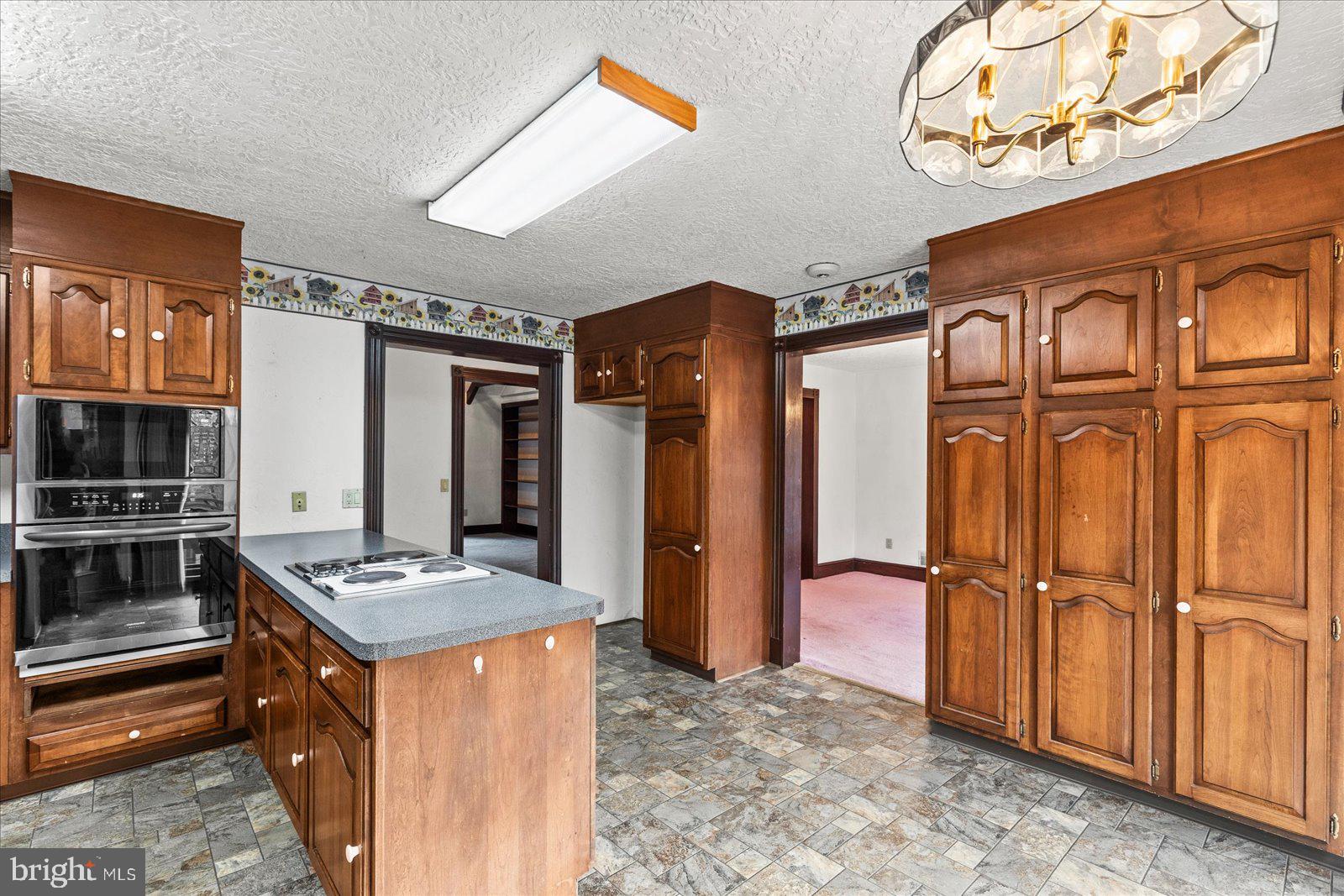 YORK TWP - Residential