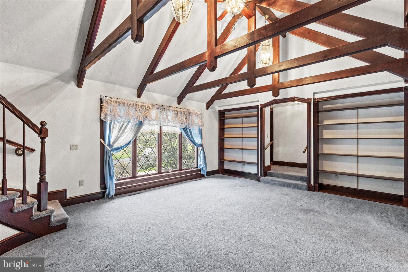 YORK TWP - Residential