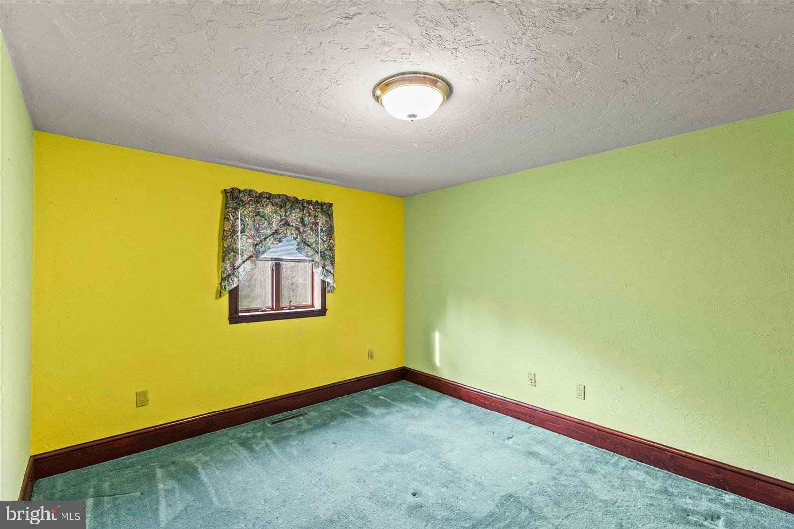 YORK TWP - Residential