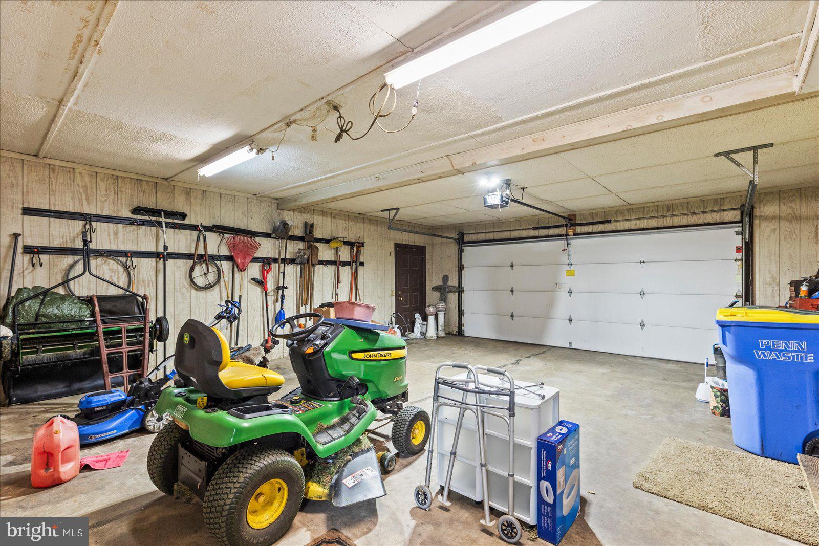 YORK TWP - Residential