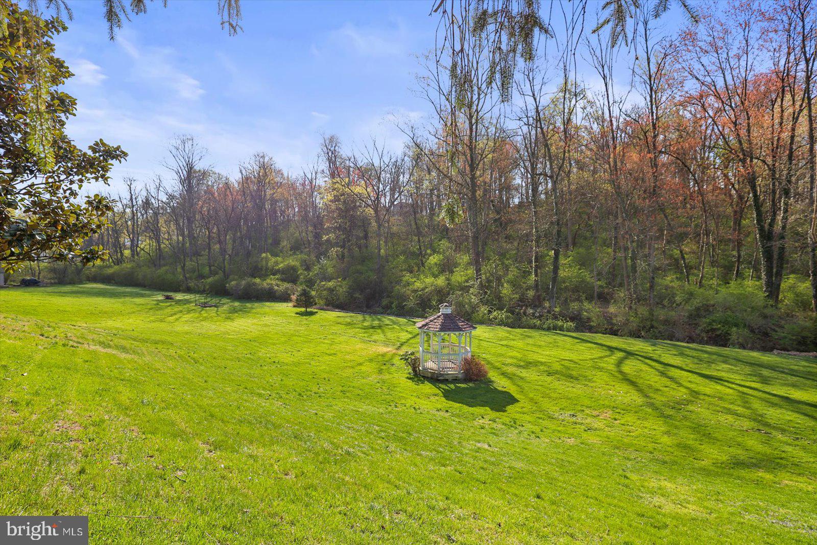 YORK TWP - Residential