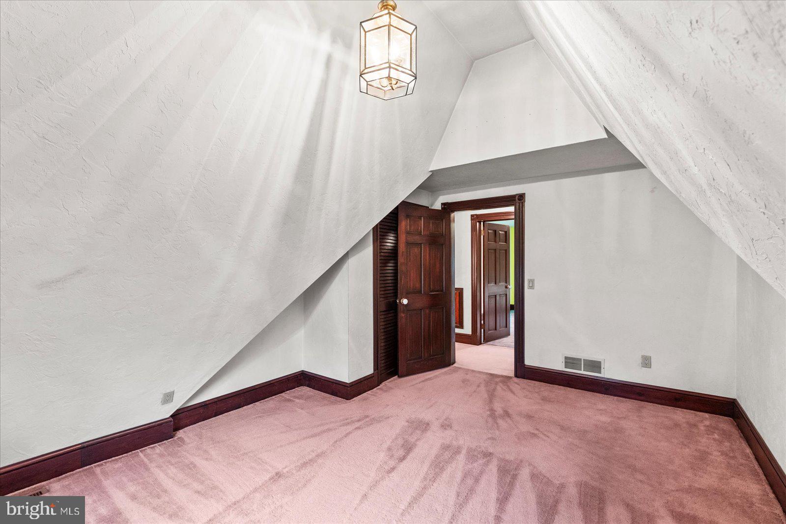 YORK TWP - Residential