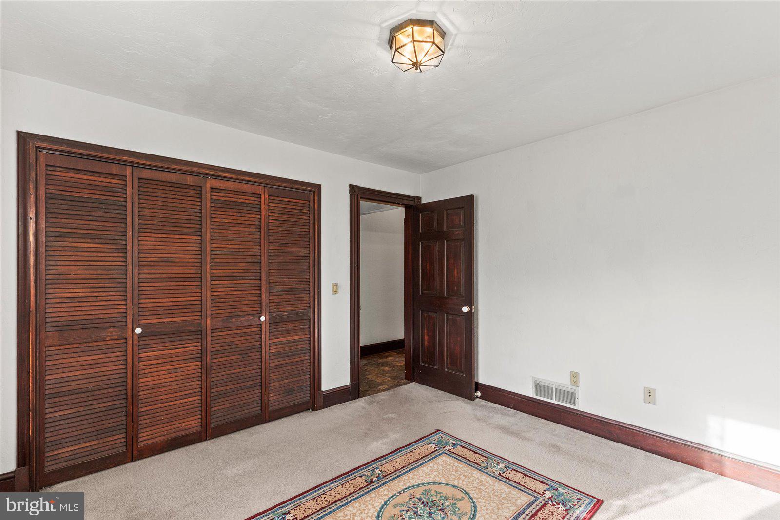 YORK TWP - Residential