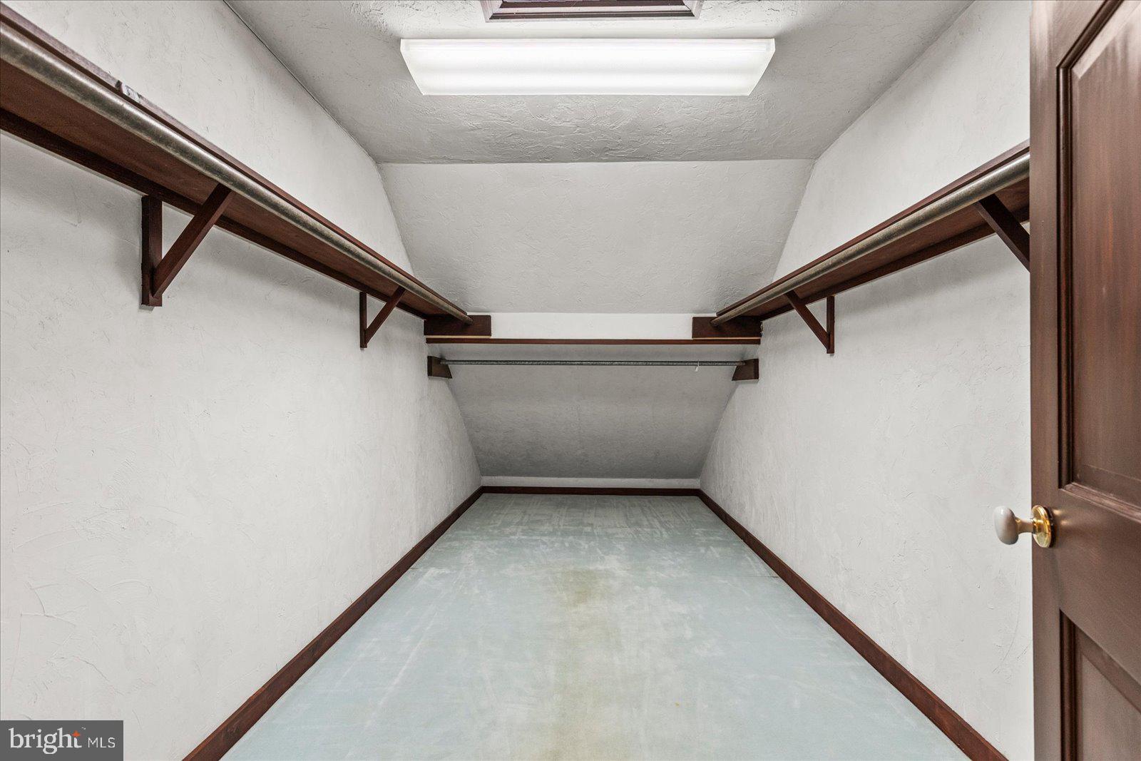 YORK TWP - Residential