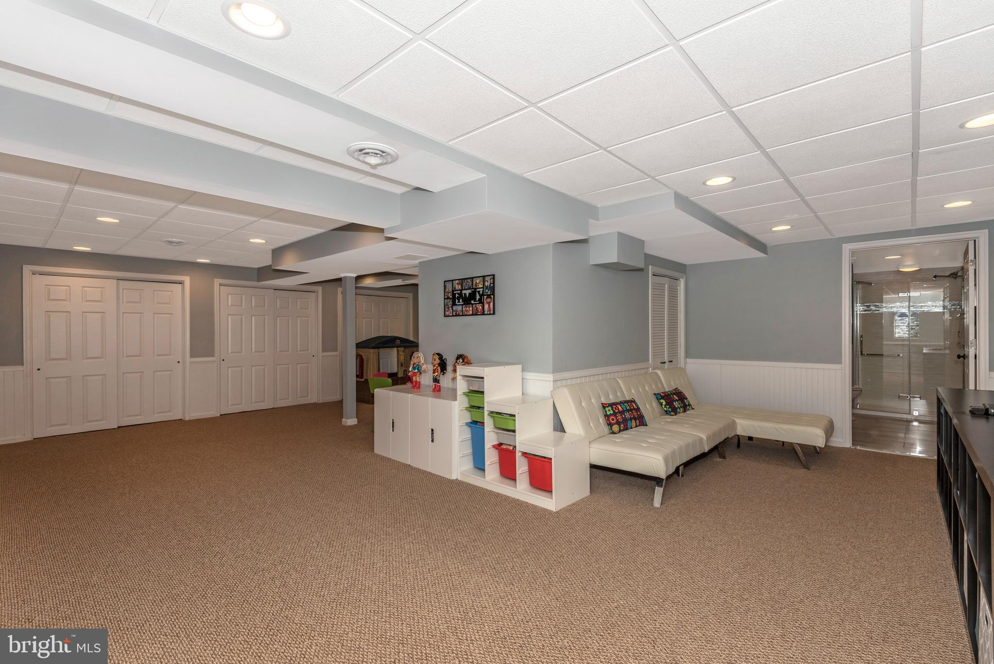 TURF VALLEY OVERLOOK - Residential