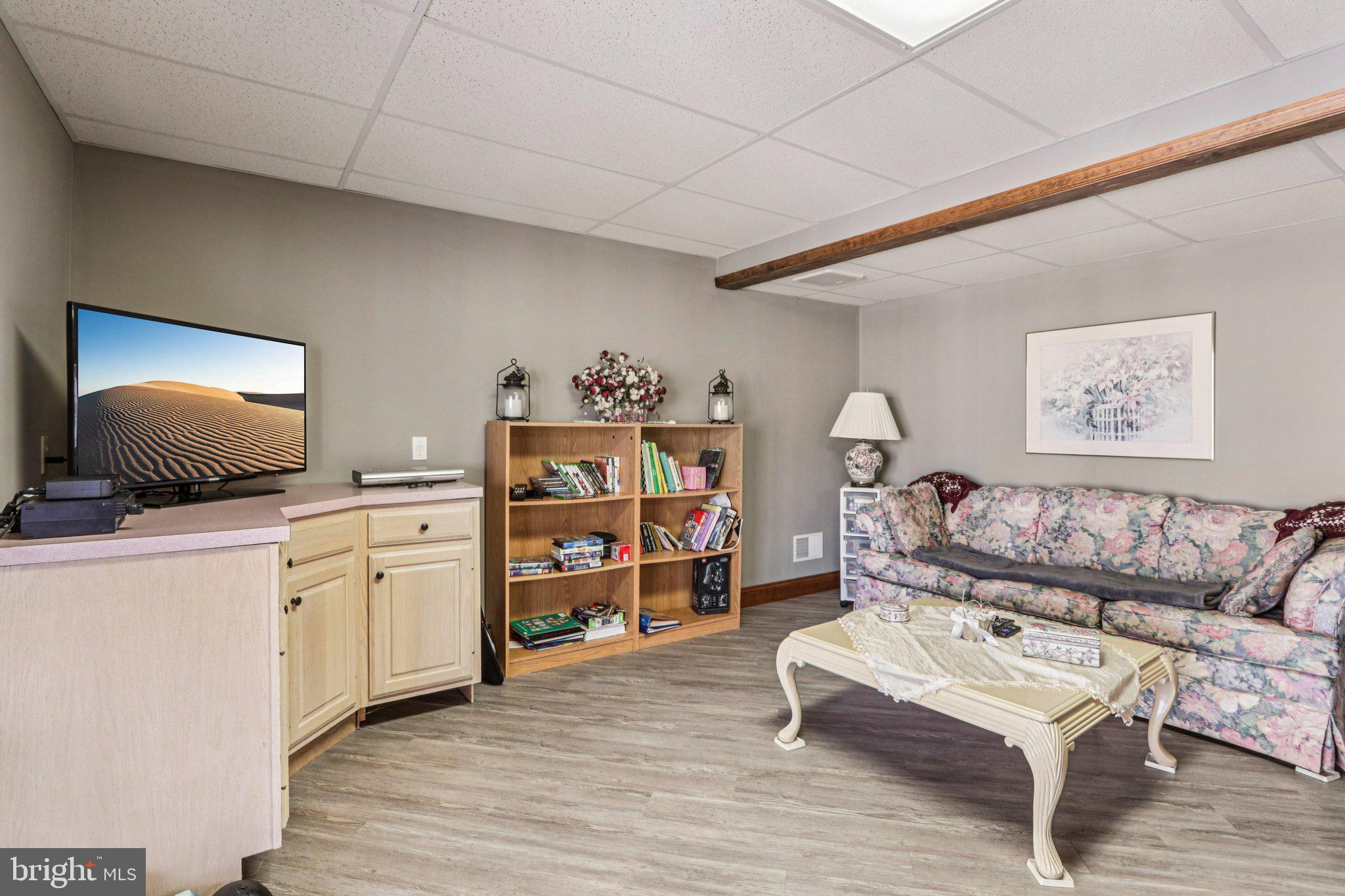 SOMERSET LAKE - Residential