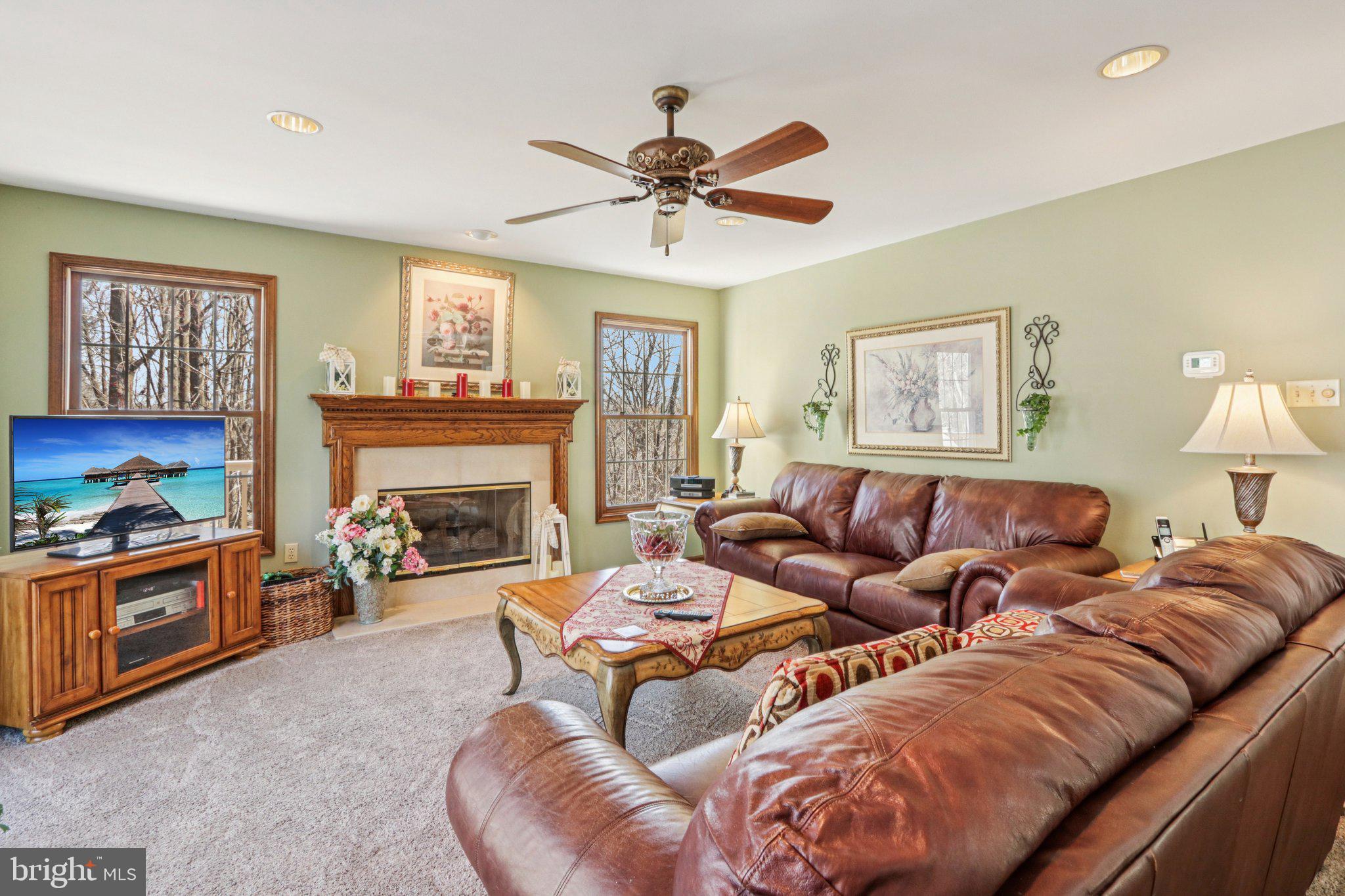 SOMERSET LAKE - Residential