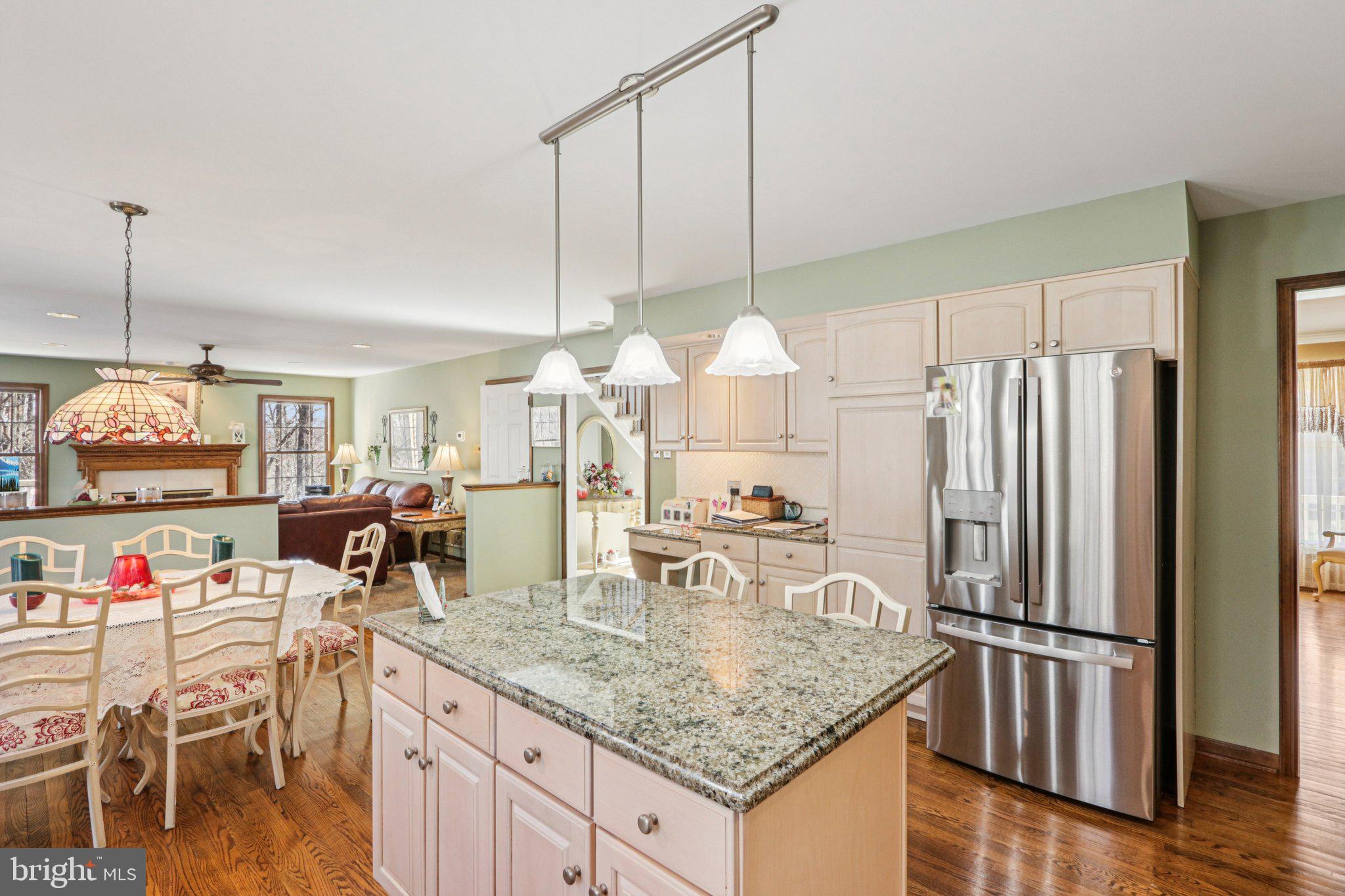 SOMERSET LAKE - Residential