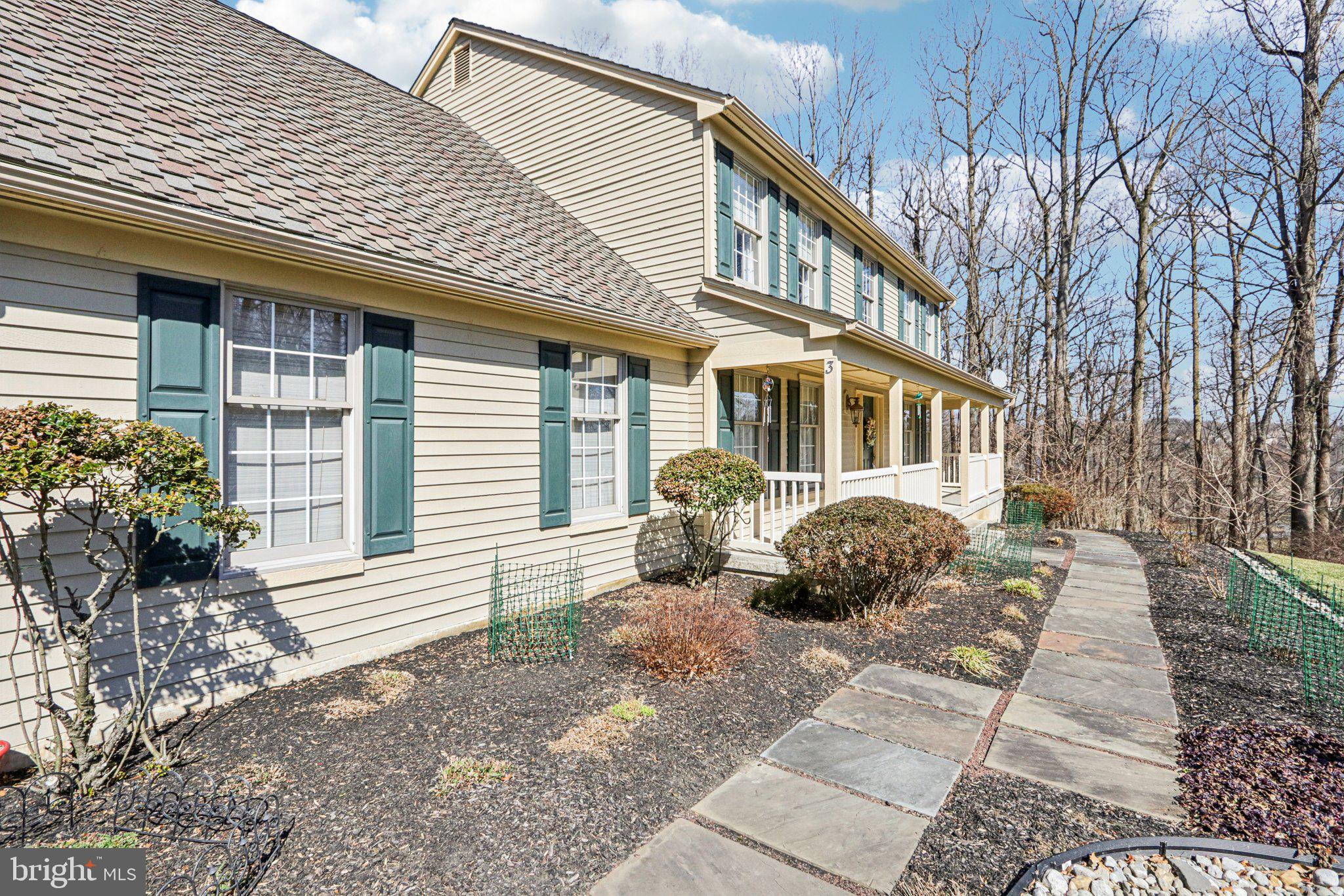 SOMERSET LAKE - Residential