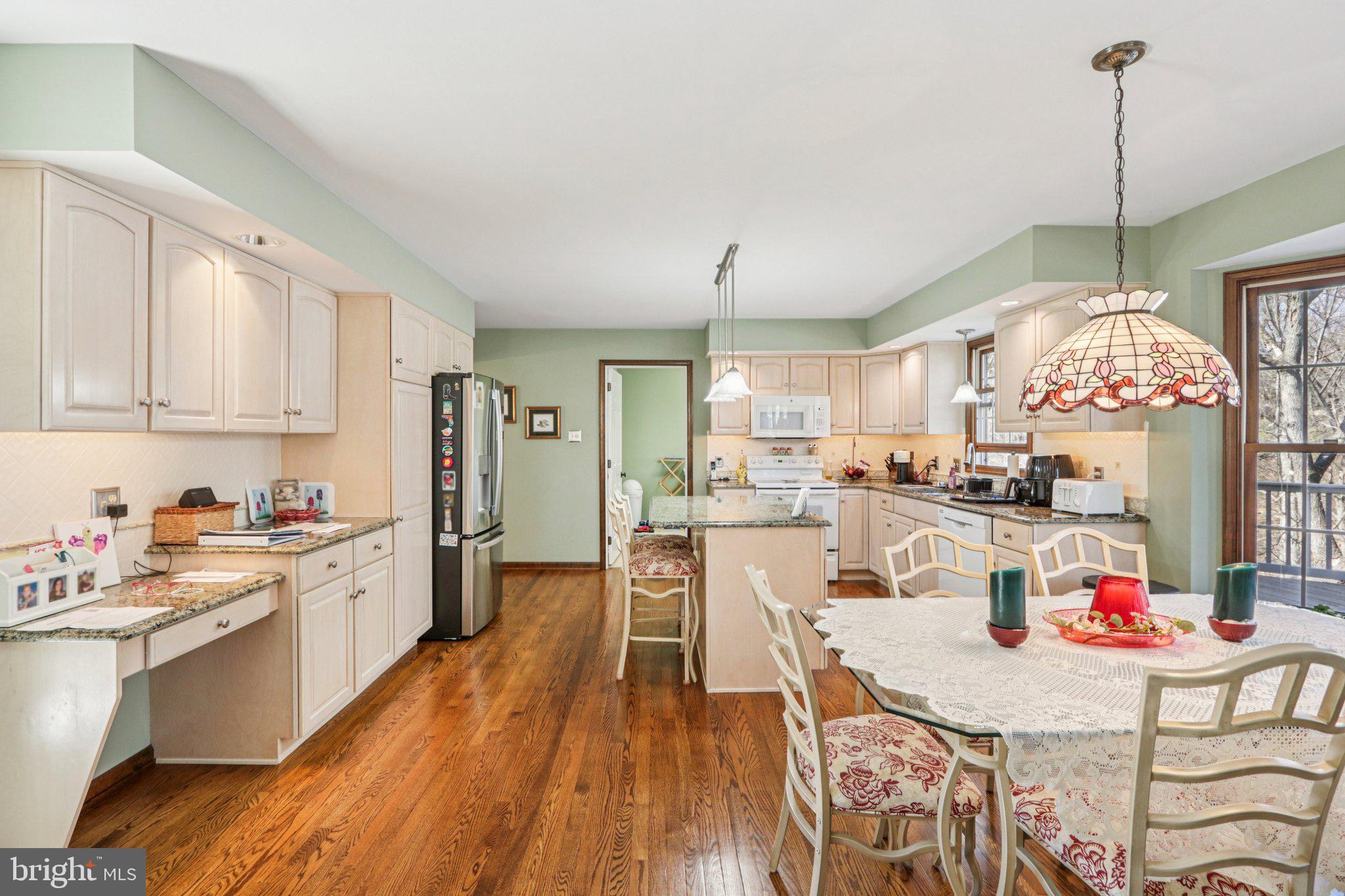 SOMERSET LAKE - Residential