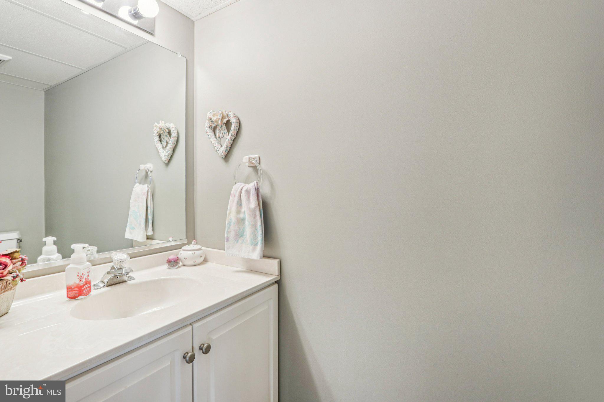 SOMERSET LAKE - Residential